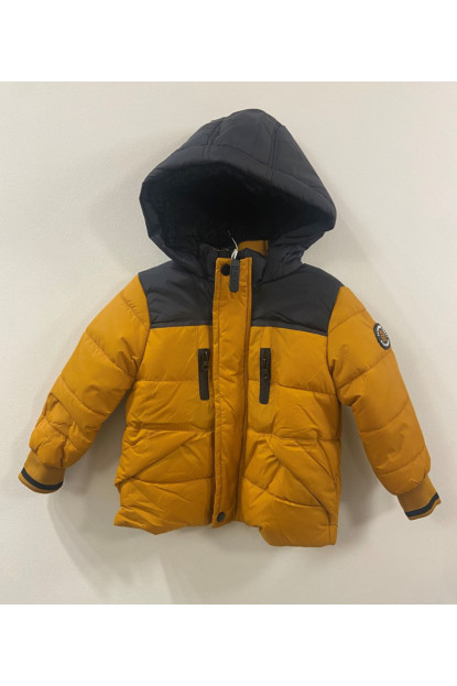 CAZADORA COLOR CALABAZA CAPUCHA NEGRA - ENERGIERS